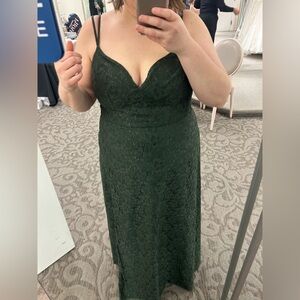Elegant David’s Bridal Green Lace Dress